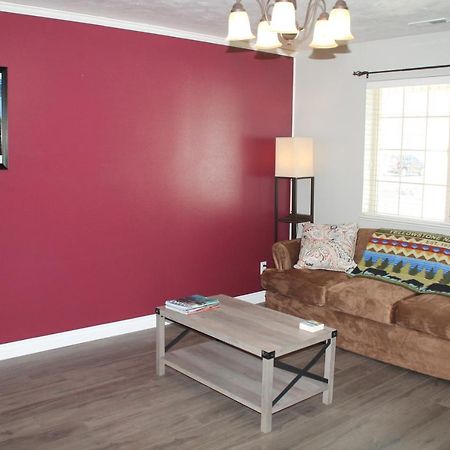 3 Queen Beds, 1 Twin Bed, 2 Rooms, 1 And A Half Bath, Self Check-In, Flexcation Equipped Idaho Falls Εξωτερικό φωτογραφία