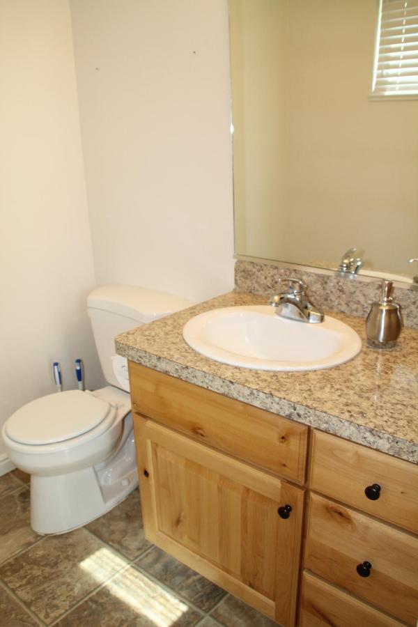 3 Queen Beds, 1 Twin Bed, 2 Rooms, 1 And A Half Bath, Self Check-In, Flexcation Equipped Idaho Falls Εξωτερικό φωτογραφία