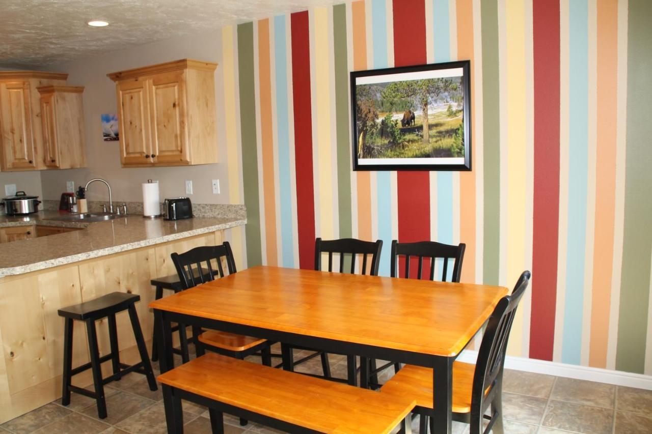 3 Queen Beds, 1 Twin Bed, 2 Rooms, 1 And A Half Bath, Self Check-In, Flexcation Equipped Idaho Falls Εξωτερικό φωτογραφία