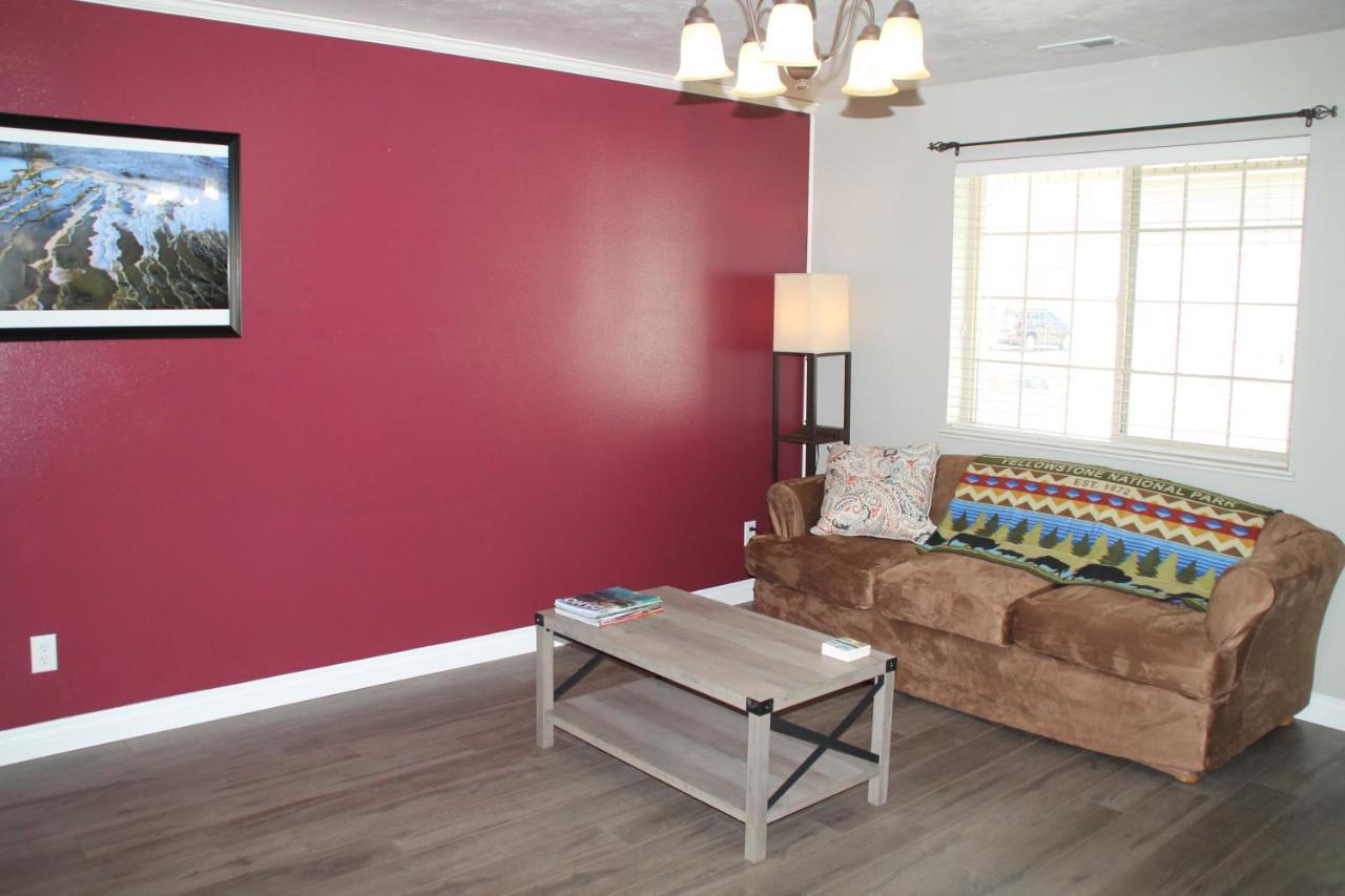 3 Queen Beds, 1 Twin Bed, 2 Rooms, 1 And A Half Bath, Self Check-In, Flexcation Equipped Idaho Falls Εξωτερικό φωτογραφία