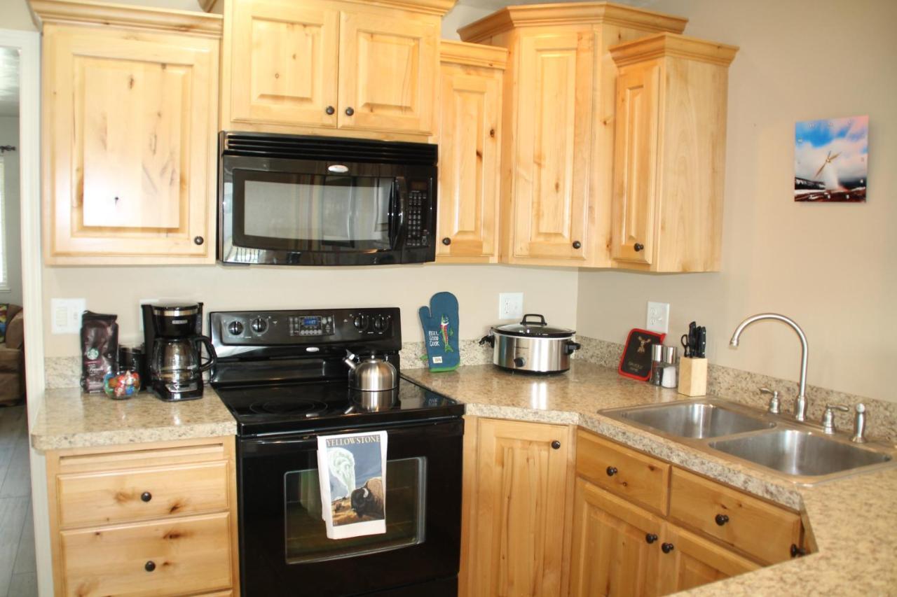 3 Queen Beds, 1 Twin Bed, 2 Rooms, 1 And A Half Bath, Self Check-In, Flexcation Equipped Idaho Falls Εξωτερικό φωτογραφία